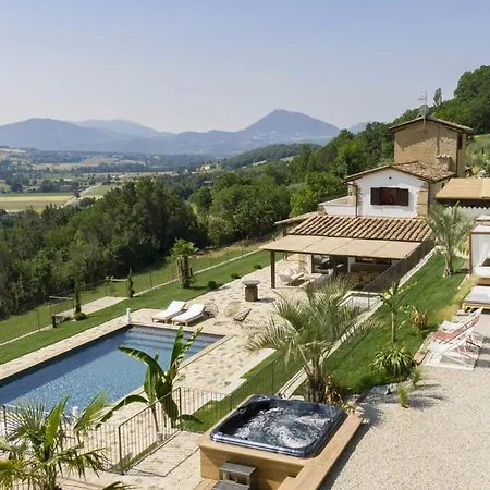 Villa Montone Villa Sleeps 12 With Pool Air Con And Wifi