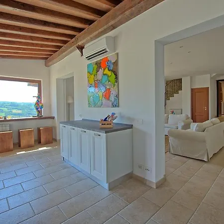 Montone Villa Sleeps 12 With Pool Air Con And Wifi