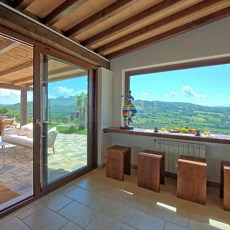 Montone Villa Sleeps 12 With Pool Air Con And Wifi 빌라 *