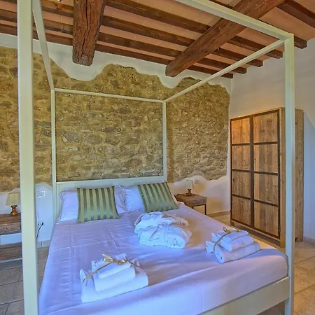 Villa Montone Villa Sleeps 12 With Pool Air Con And Wifi Montone (Umbria)